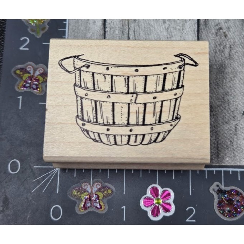 Art Impressions Basket Bushel F1065 1996 Rubber Stamp Wood #C87